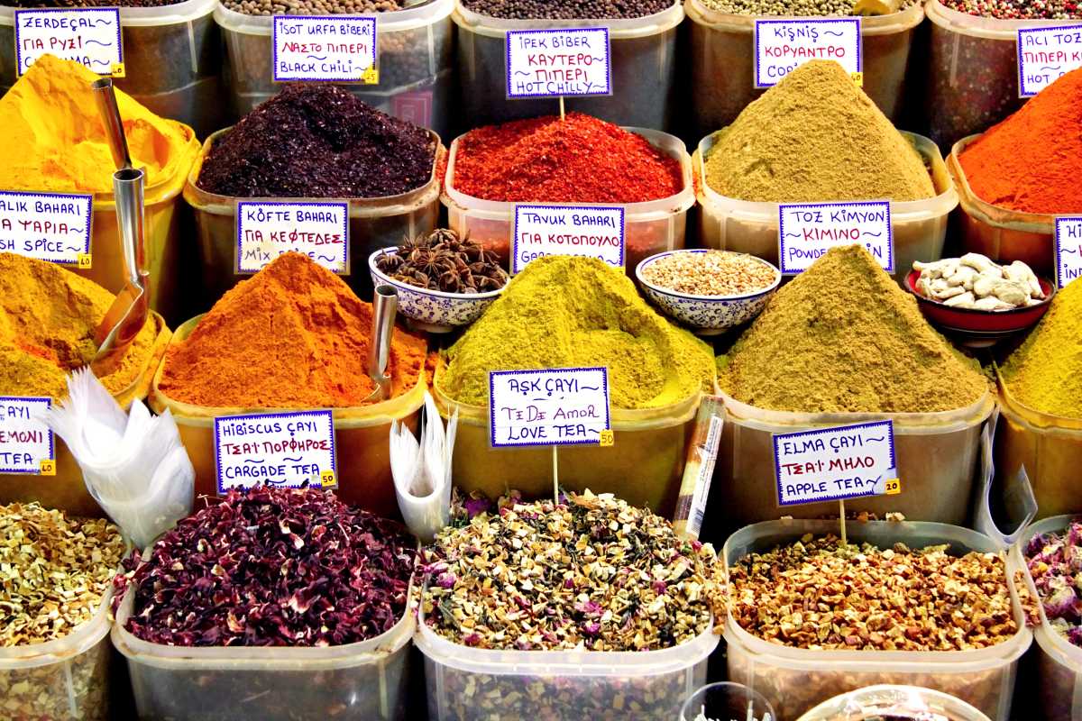 Colorful spices at a Turkish market © iStock